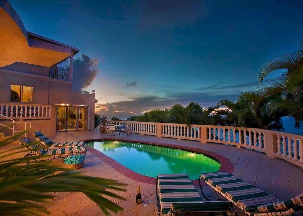 Greenbank Estate Villas Tortola 0*, Leonards